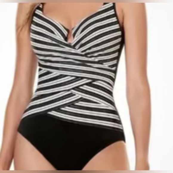 Miraclesuit Gilt Trip Muse One-Piece Swimsuit Size Small EUC - Picture 3 of 13